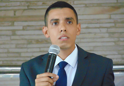 Pr. Rodrigo Menezes (2019)