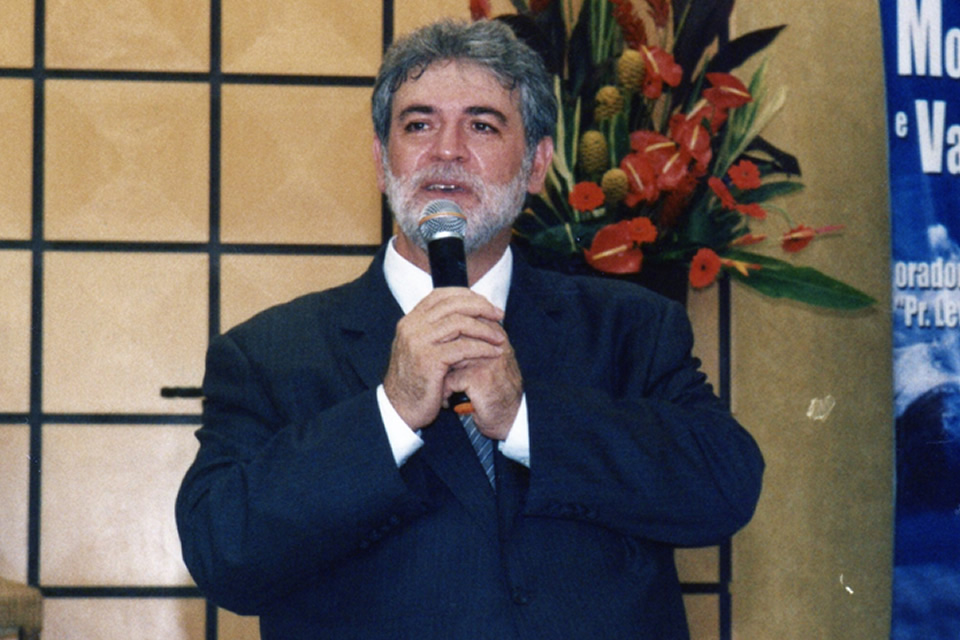 Pr. Levi Borrelli (2011)